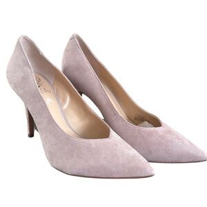 Vince Camuto tan / taupe leather closed toe pumps, heels, shoes, new size 7.5